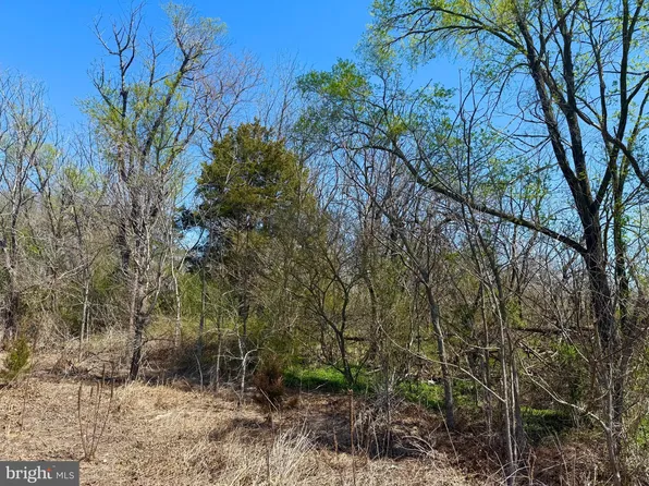 111 Railroad Ave, Harrington, DE 19952