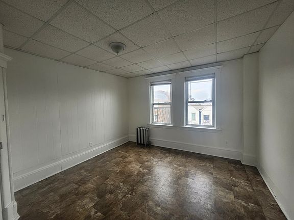 4th image of 205 Market St #10E