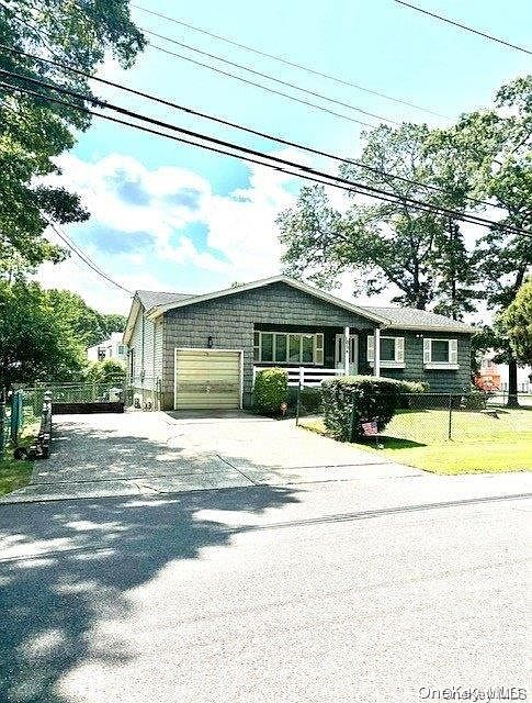 1st image of 1024 Celia Street