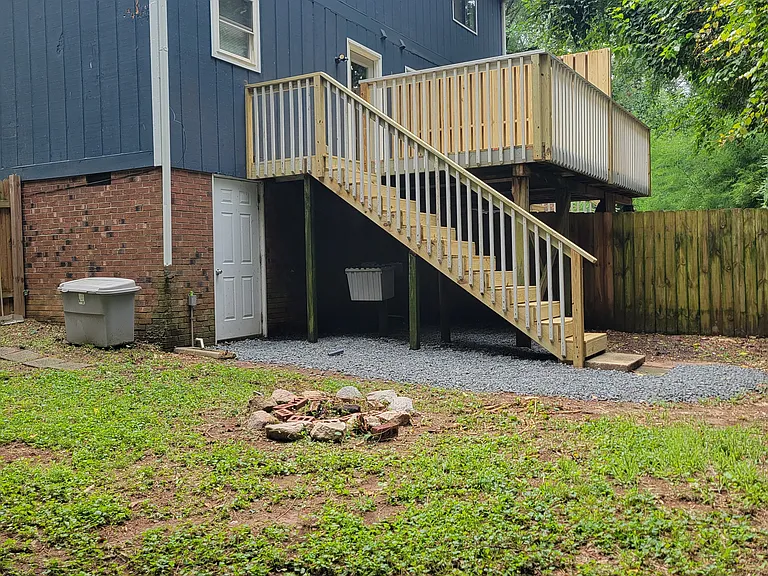 100 Bramble Ct — Photo 12