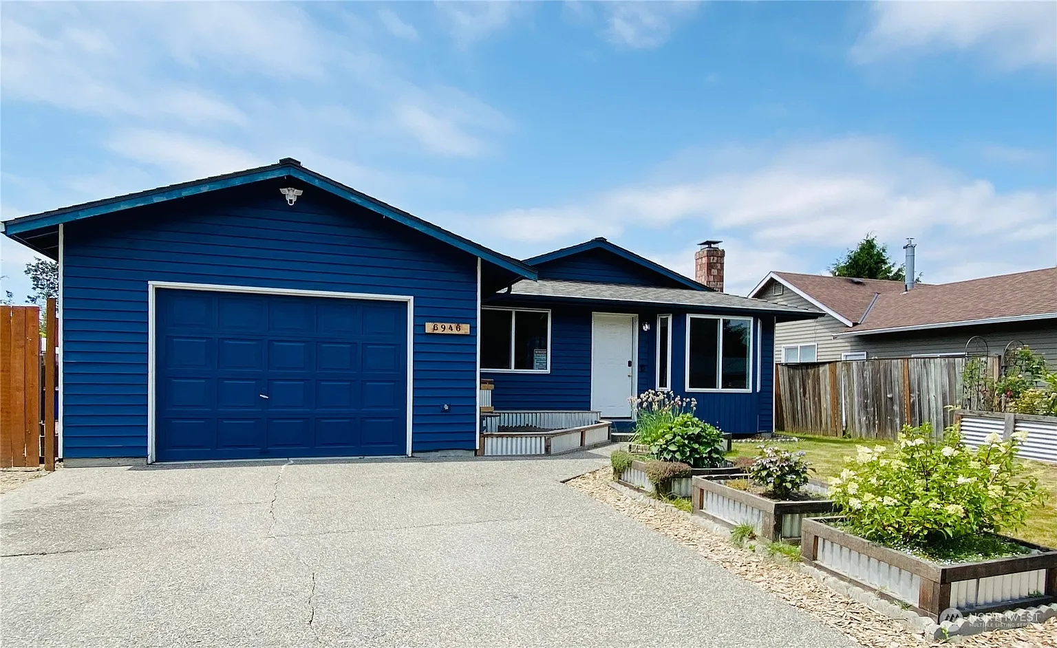 6946 60th DR NE photo 1