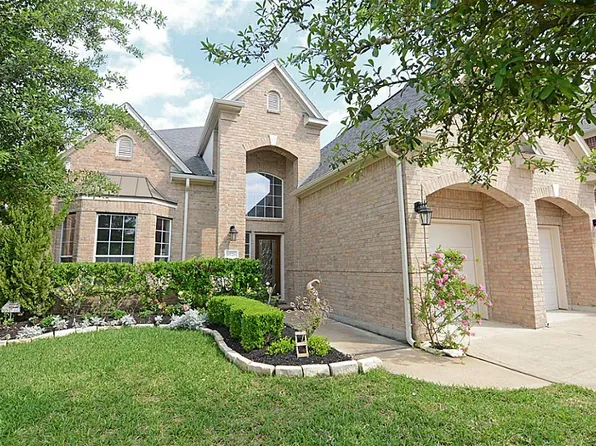 18126 Billabong Crescent Ct, Cypress, TX 77429