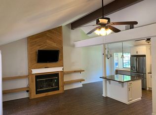 2053 E Fallbrook Ave, Fresno, CA