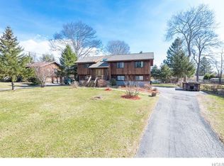 74 Longdale Rd, Mahopac, NY 10541