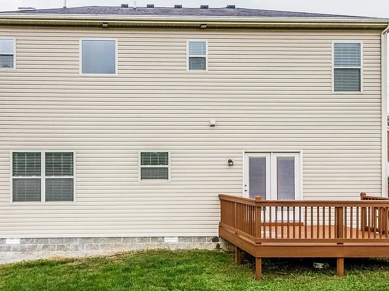 1096 Shire Dr — Photo 15