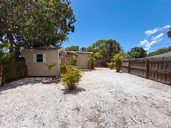 5th image of 2228 N ORANGE AVENUE