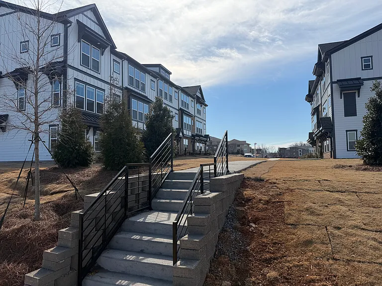 3009 Rexton Ln — Photo 40