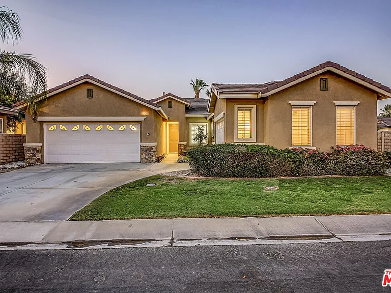 82580 Yeager Way — Photo 41