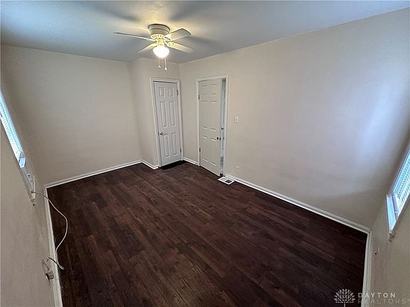 3rd image of 339 E Bruce Ave