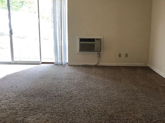 3rd image of 503 N Emerson Ave APT 111