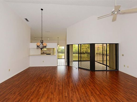 5th image of 1732 Starling Dr