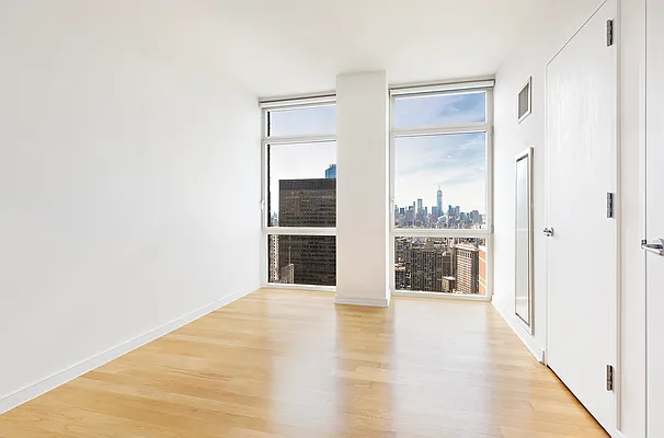 Rented by Warburg | media 21