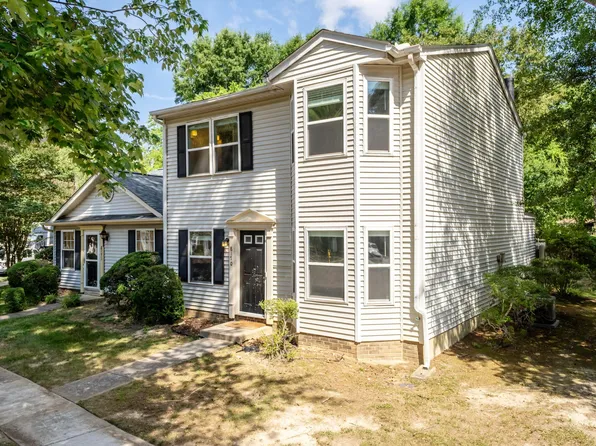 8170 McGuire Dr, Raleigh, NC 27616