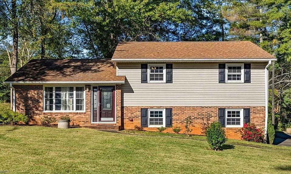 1st image of 4530 Chebar Dr