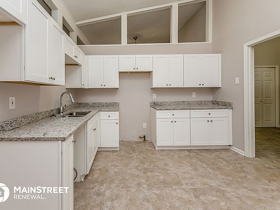 5th image of 3685 Eagle Woods Cir