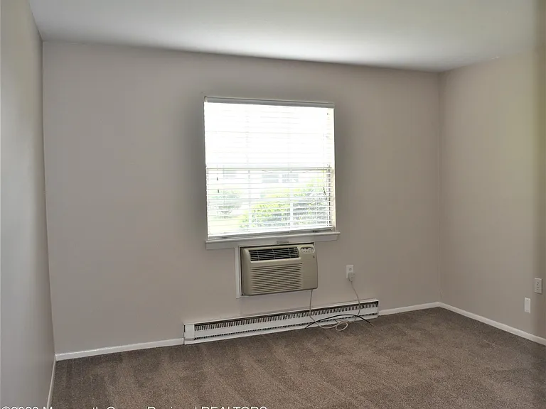 53 White St #B — Photo 11