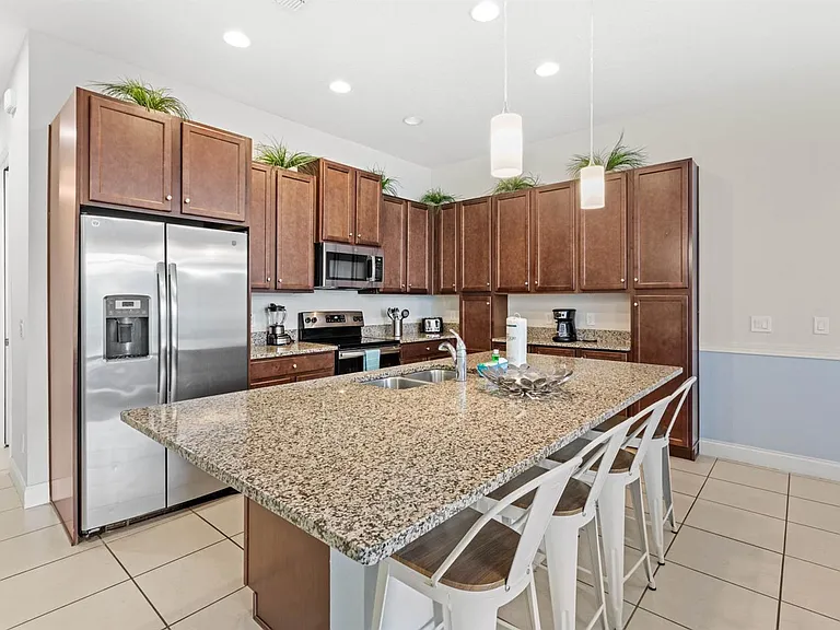 154 Captiva Dr — Photo 7