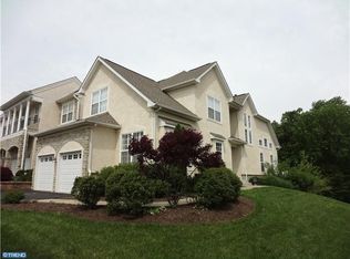92 Old Barn Dr, West Chester, PA 19382