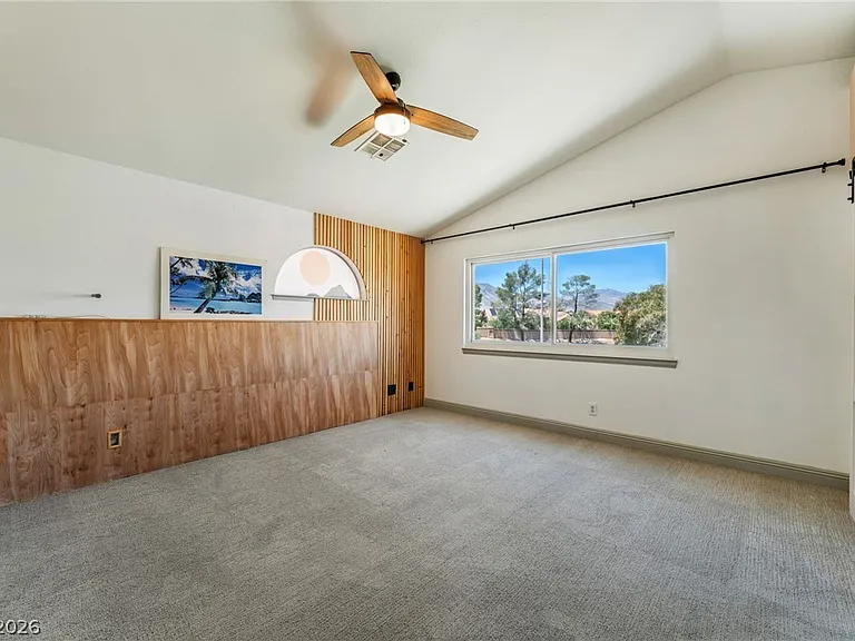 8412 White Shore Cir — Photo 15