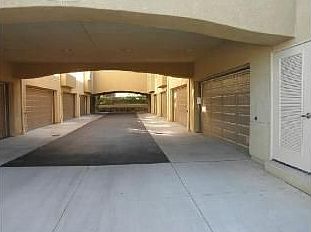 4th image of 601 Kellogg St