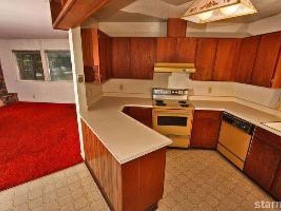 4th image of 1206 Glenwood Way