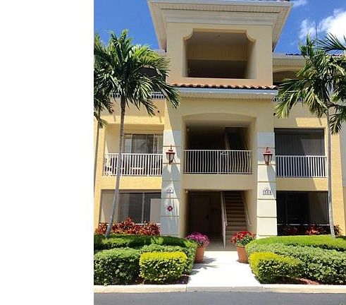 5th image of 1508 SW 50th St APT 201