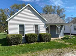 117 Fulton St, Canton, IL 61520