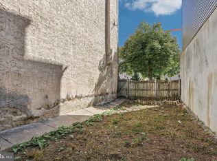 2536 Emerald St, Philadelphia, PA 19125