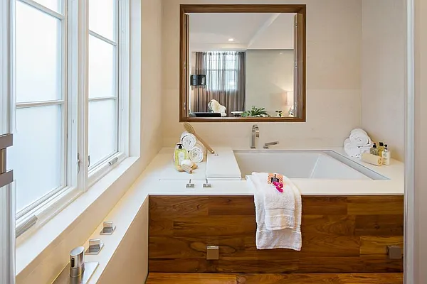 Sold by Town Residential | media 41