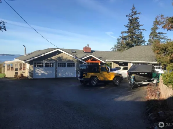 1433 Arrowhead Road, Camano Island, WA 98282