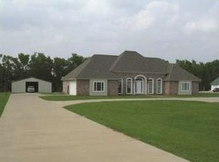 25 Van Mol Rd, Alexandria, LA 71302