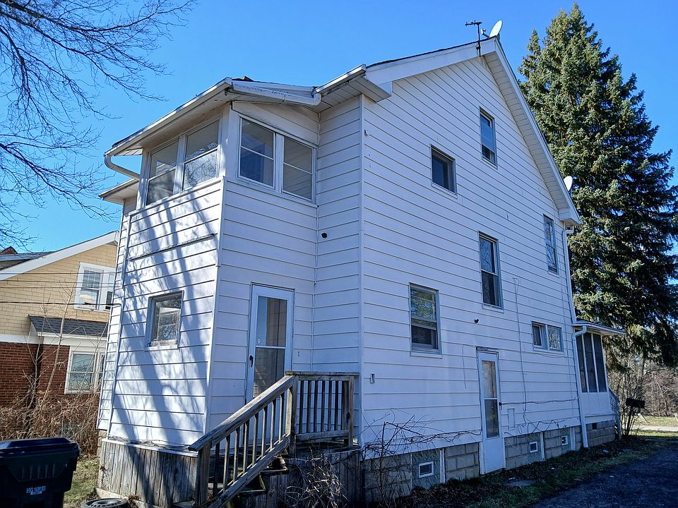 2nd image of 13020 S Parkway Dr