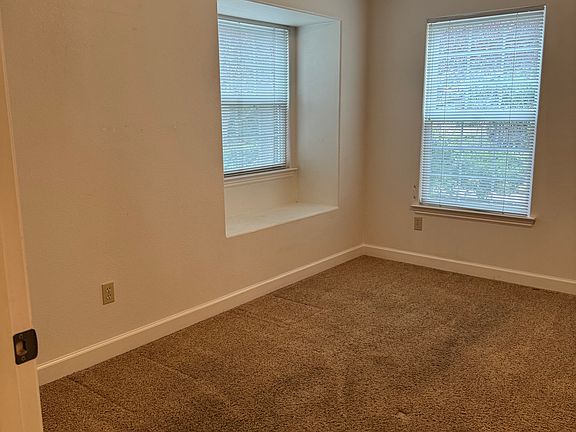 5th image of 6185 Tecorida Ave