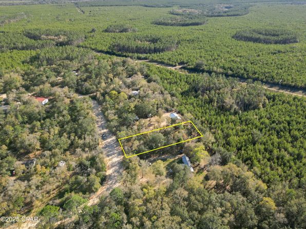 3310 Lakeshore Dr, Chipley, FL 32428