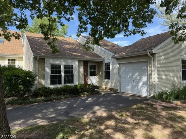123 Winchester Way, Somerset, NJ 08873