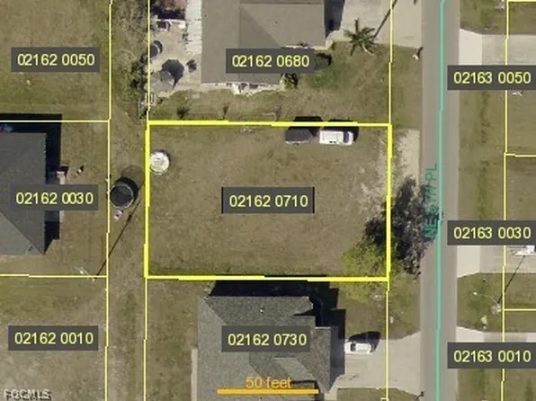 2120 NE 8th Place Cpe, Coral, FL 33909
