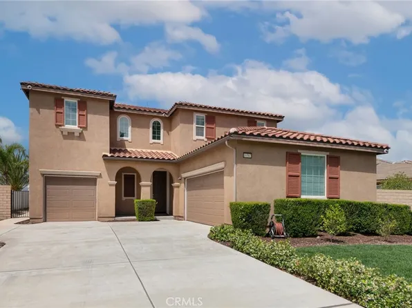 16562 Village Meadow Dr, Riverside, CA 92503