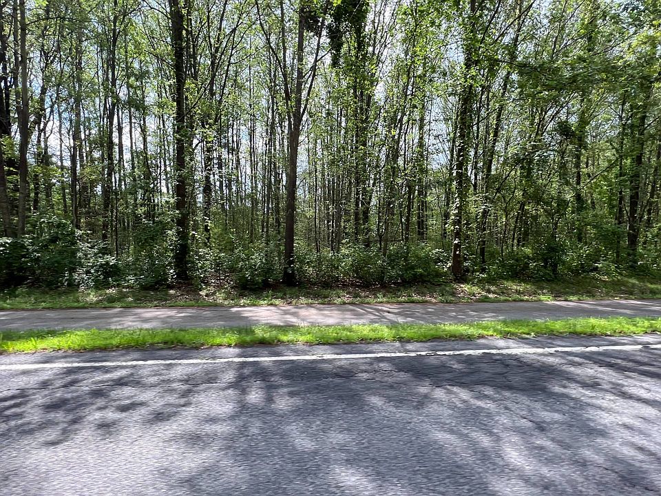 1st image of L19 Van Patten Dr