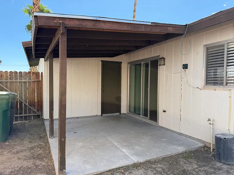52395 Avenida Carranza — Photo 34