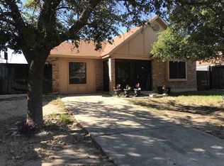 2004 Lowry Rd, Laredo, TX 78045