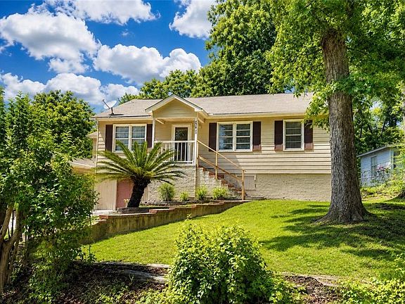 3rd image of 2373 S Andrews Cir
