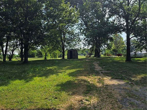 3rd image of 11968 Arling Rd