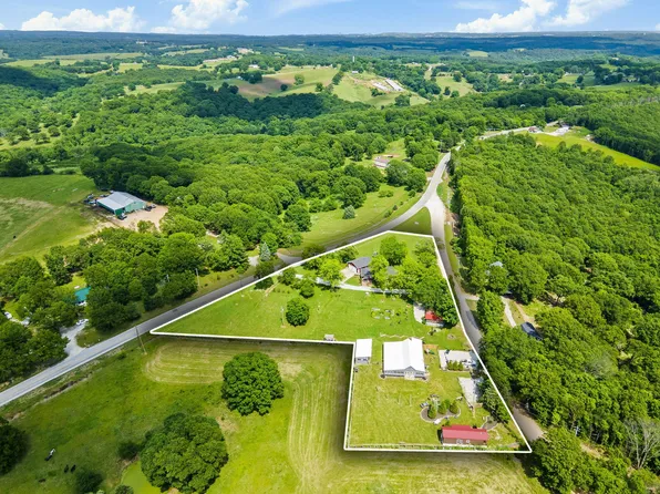 17003 Old Cricket Road, Omaha, AR 72662