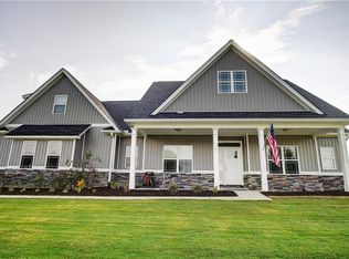 331 Burnt Hickory Ln, Calhoun, GA 30701