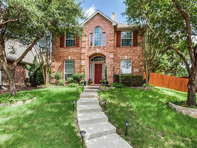 1st image of 15664 Forest Creek Dr