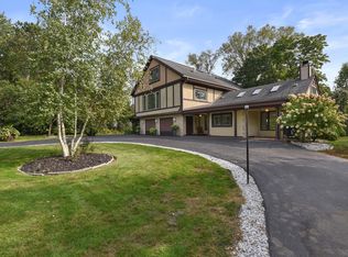 11 Cherrywood Ln, Riverwoods, IL