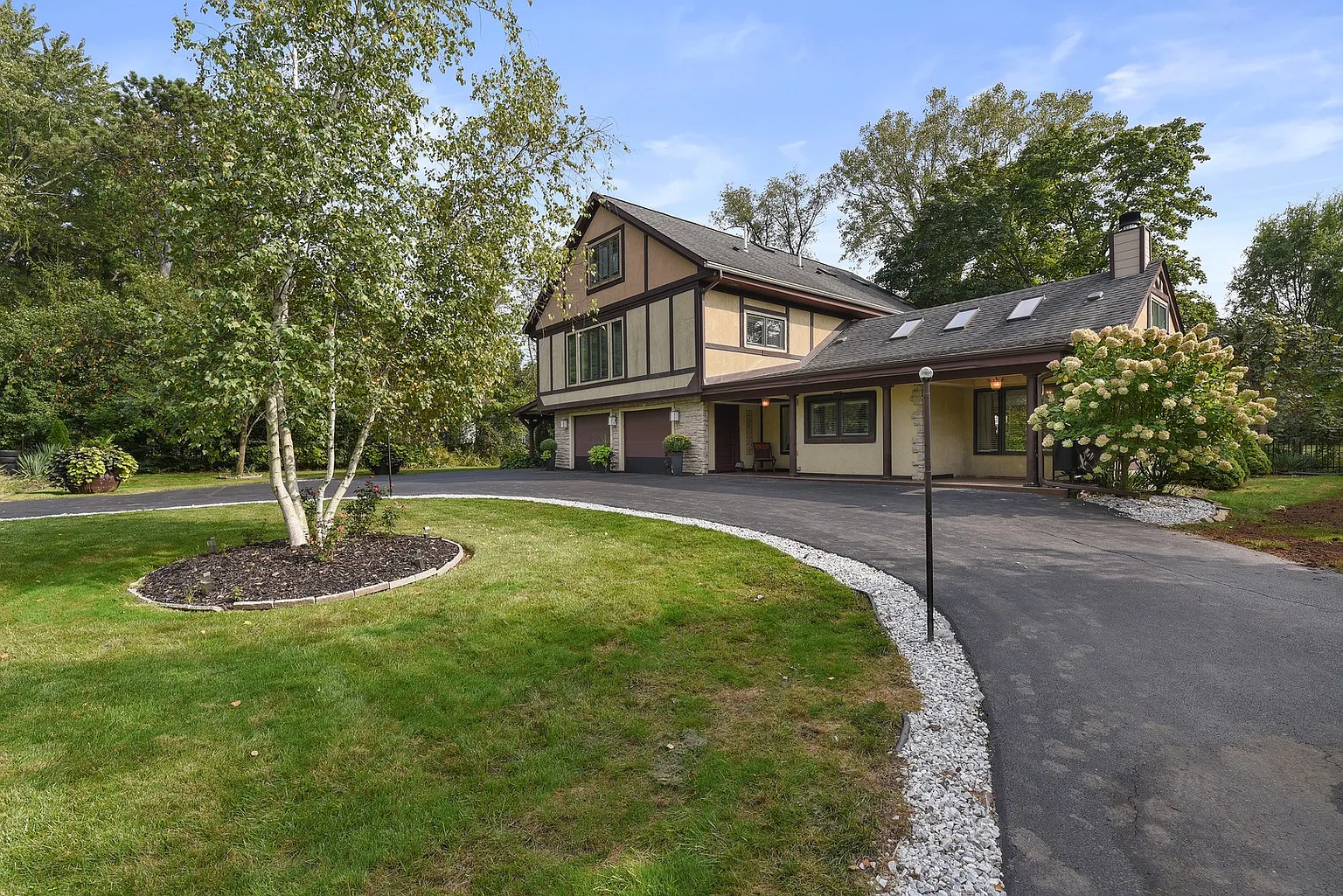11 Cherrywood Ln photo 1
