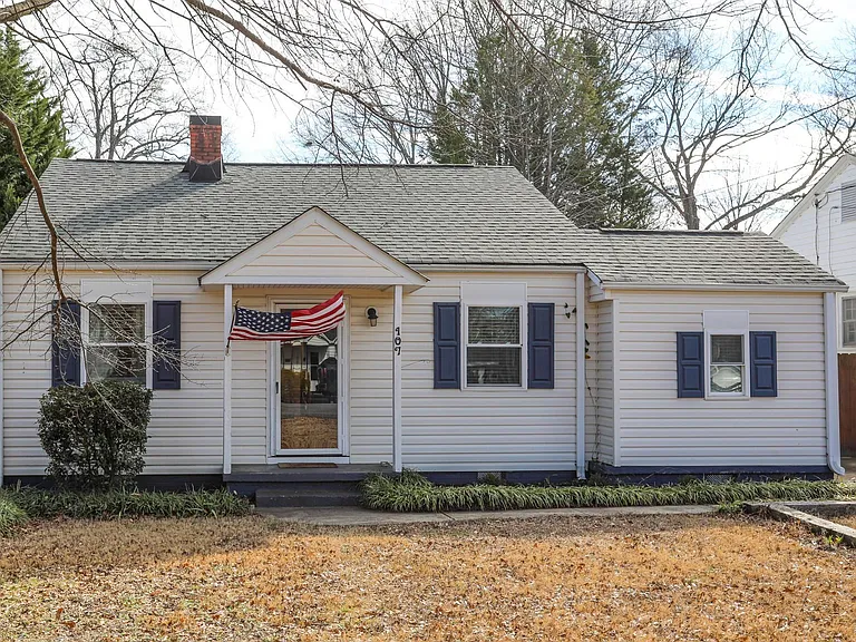 107 Brookdale Ave — Photo 1