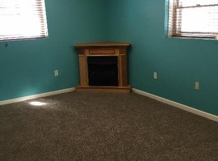 1217 E Gore Rd, Erie, PA 16504