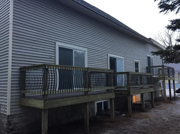 218 E Muskegon Ave APT 7, Whitehall, MI 49461